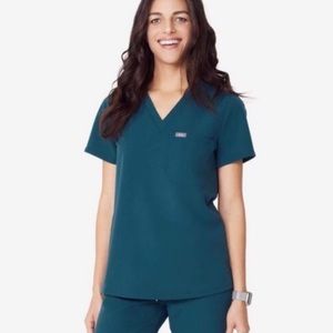 Women Medium Scrubs